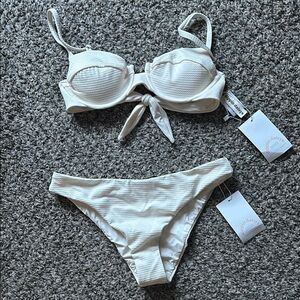 NWT Dippin’ Daisy’s Swim White Bikini Set - XS top, S bottom